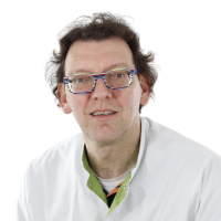 Dr Jeroen van Essen